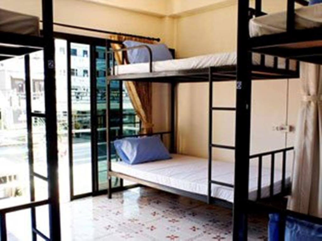 where to stay in phuket