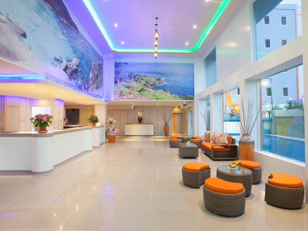 where to stay in phuket