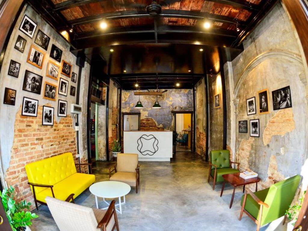 best place to stay in phuket town