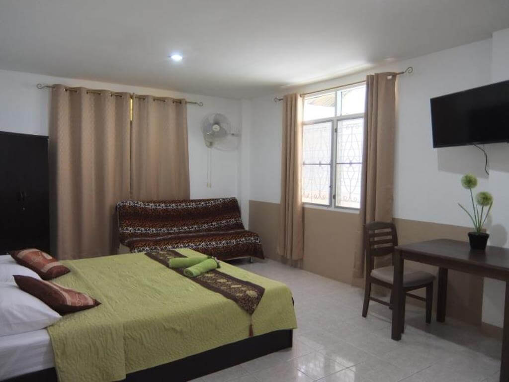 places to stay in phuket