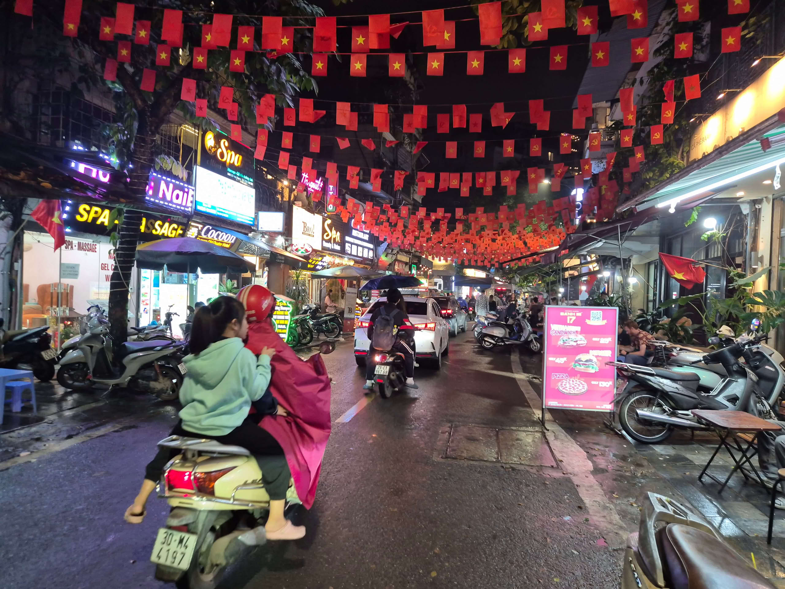 Training, Racing and Eating In Hanoi